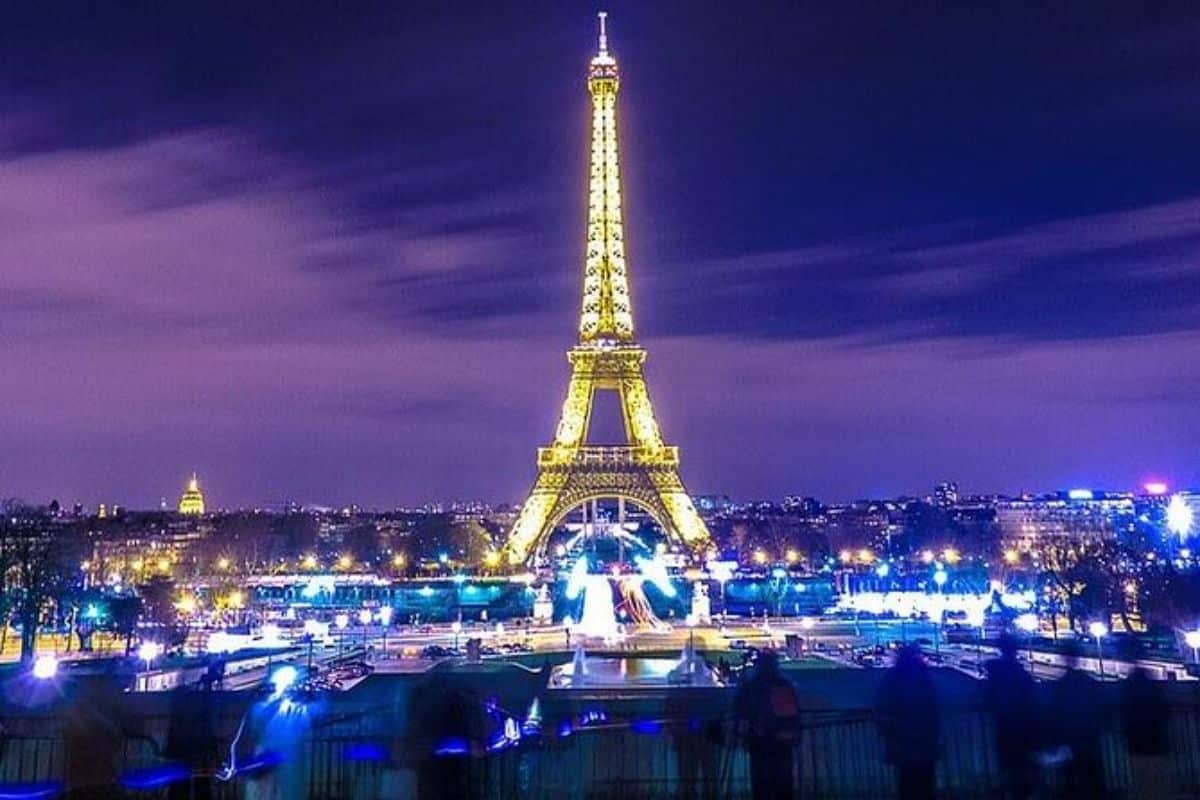 La France by night (tourisme nocturne) : ces expériences de nuit insolites qui révolutionnent notre façon de voyager et de visiter