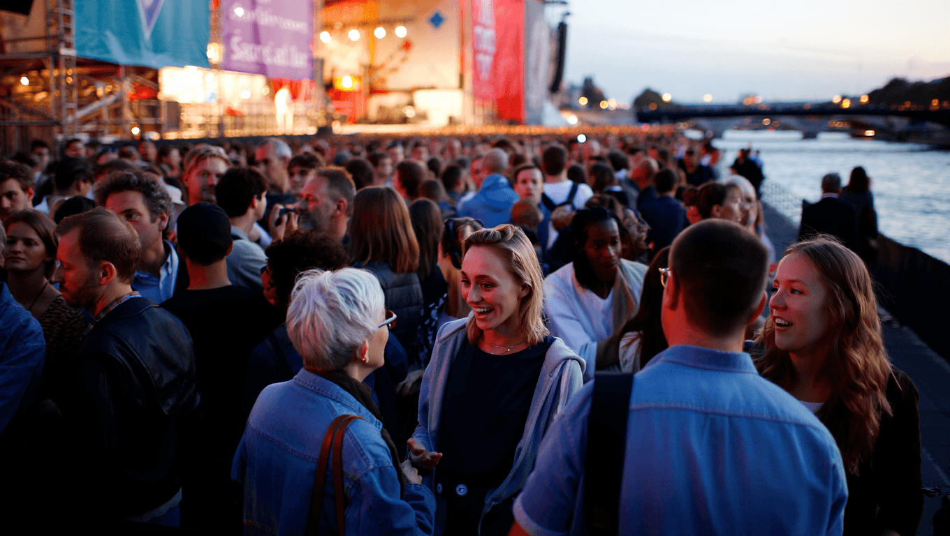 Culture
Quai des Arts ouvre les portes de sa nouvelle saison culturelle
Théâtre, musique, cirque, humour et spectacles jeune public, plus de 30 rendez-vous composeront la saison 2026-2027 de Quai des Arts. Les 16 et 17 juin, le public est invité à en découvrir les temps forts lors de deux soirées gratuites et ouvertes à tous.
Publié le 11 juin 2026